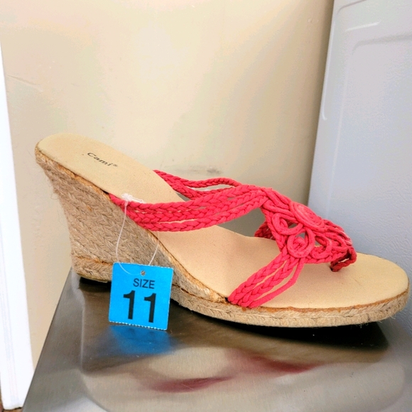 Shoes - Picture 4 of 6